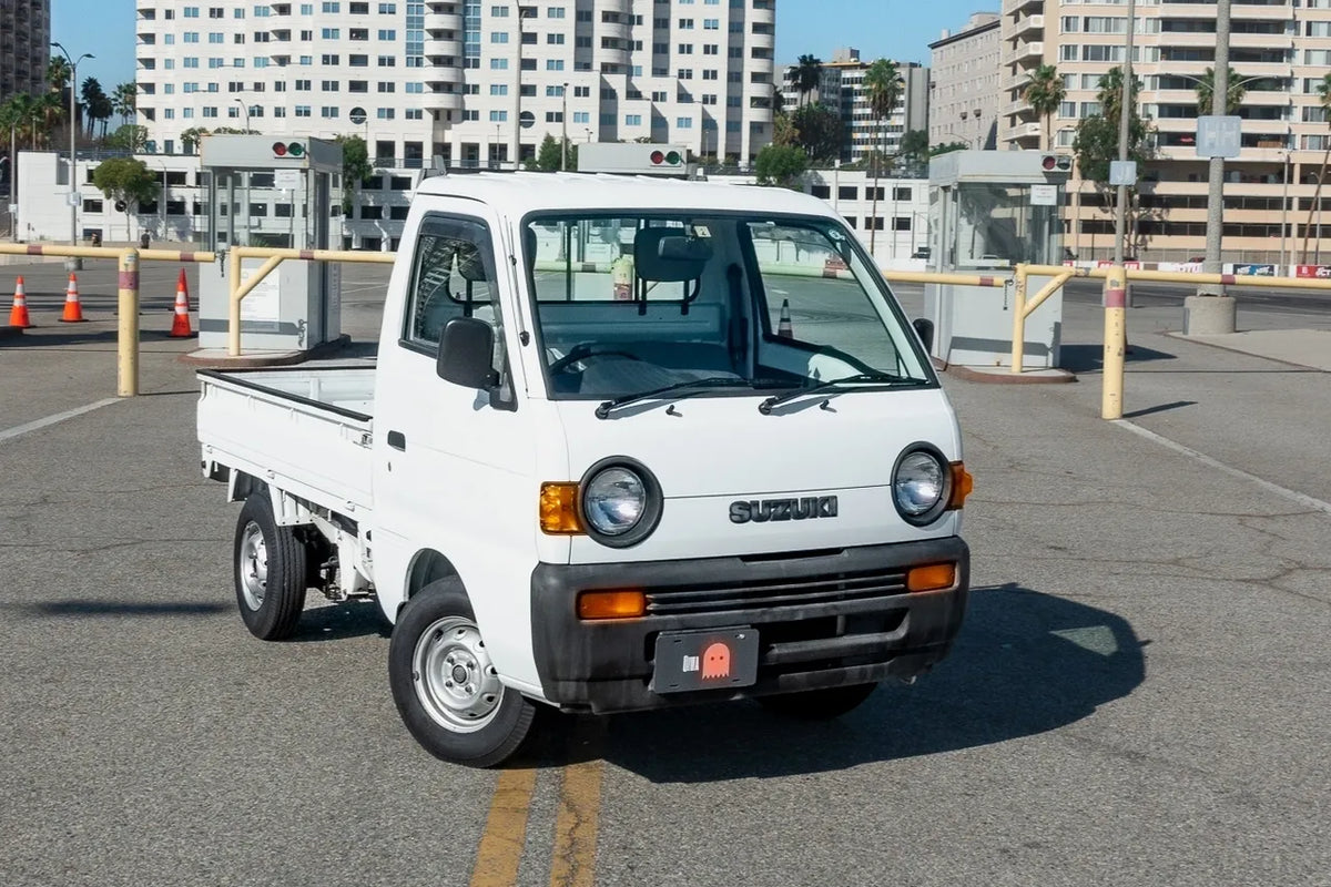 The Evolutionary Tale of Japanese Mini Trucks with Oiwa