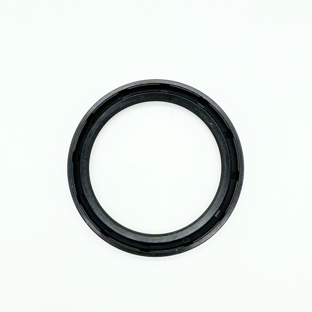 Durable axle seal for Honda Acty Rear Right, essential component of Wheel Bearing Kit, HH3, HH4 models, 1990-1999.