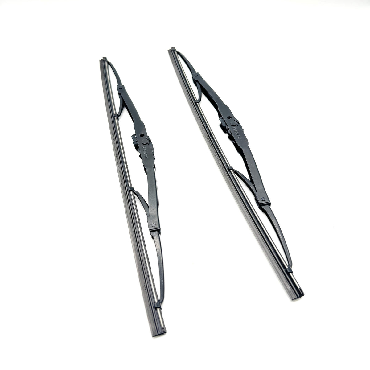 Detailed view of Bosch Microedge Wiper Blades highlighting metal tension spring for Honda Acty HH1, HH2, HH3, HH4 models 1988-1999