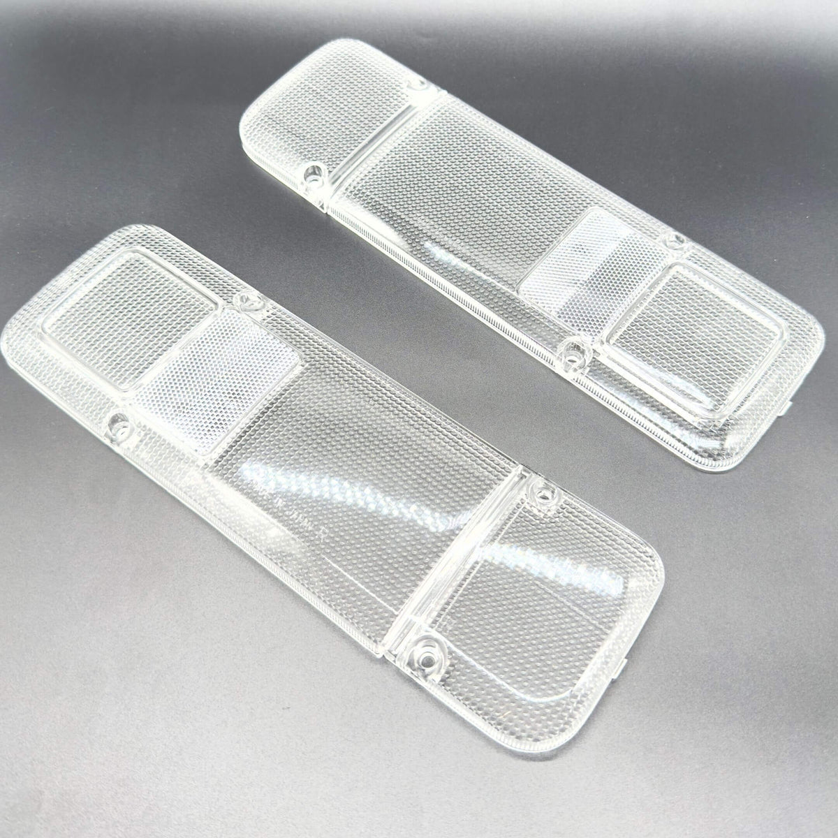 Turn Signal Set - Clear for Honda Acty Truck Models HA3, HA4 (1990-1999) featuring a sleek, transparent design.