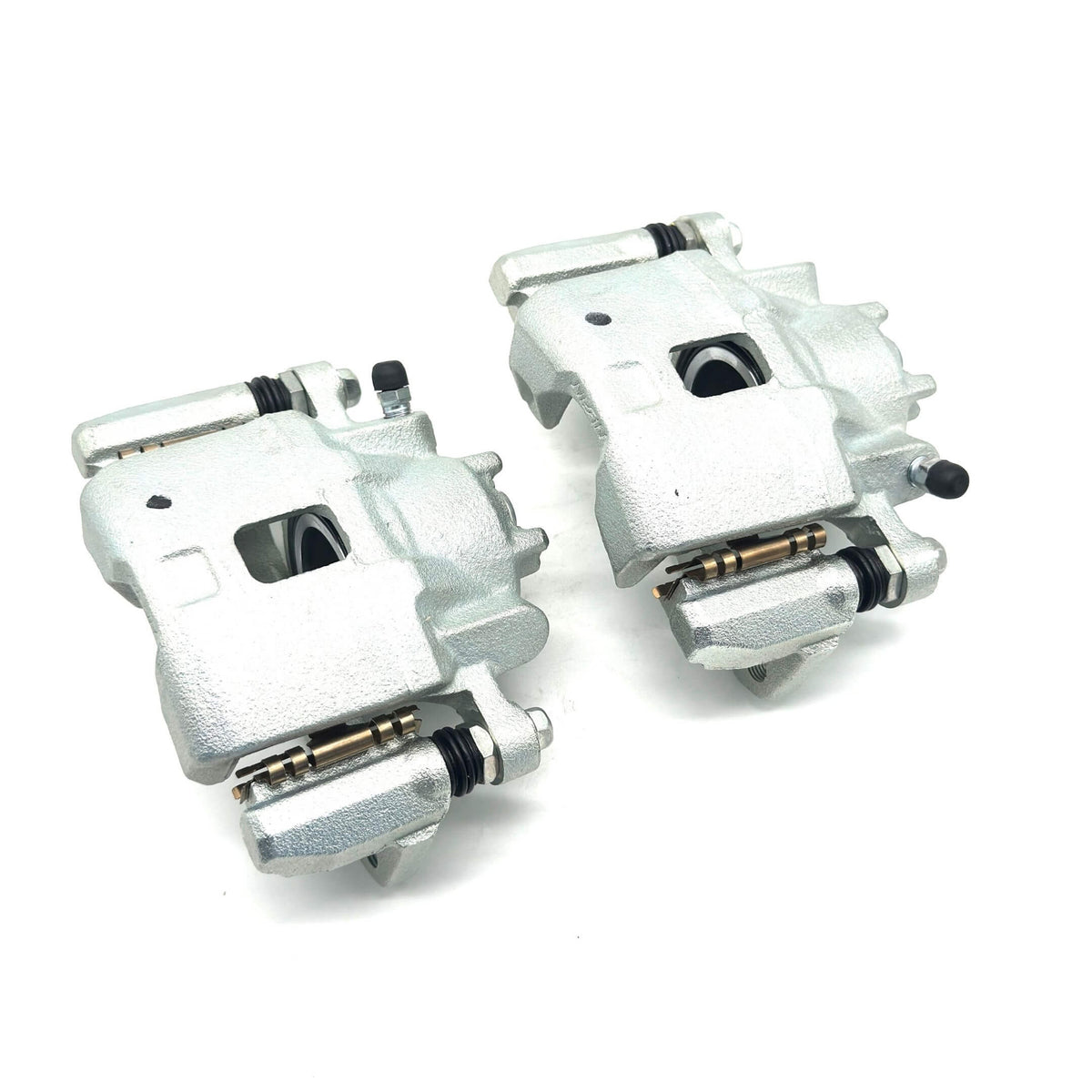 Silver brake caliper set for driver and passenger side, compatible with Honda Acty Truck HA8, HA9 models from 2009-2022.