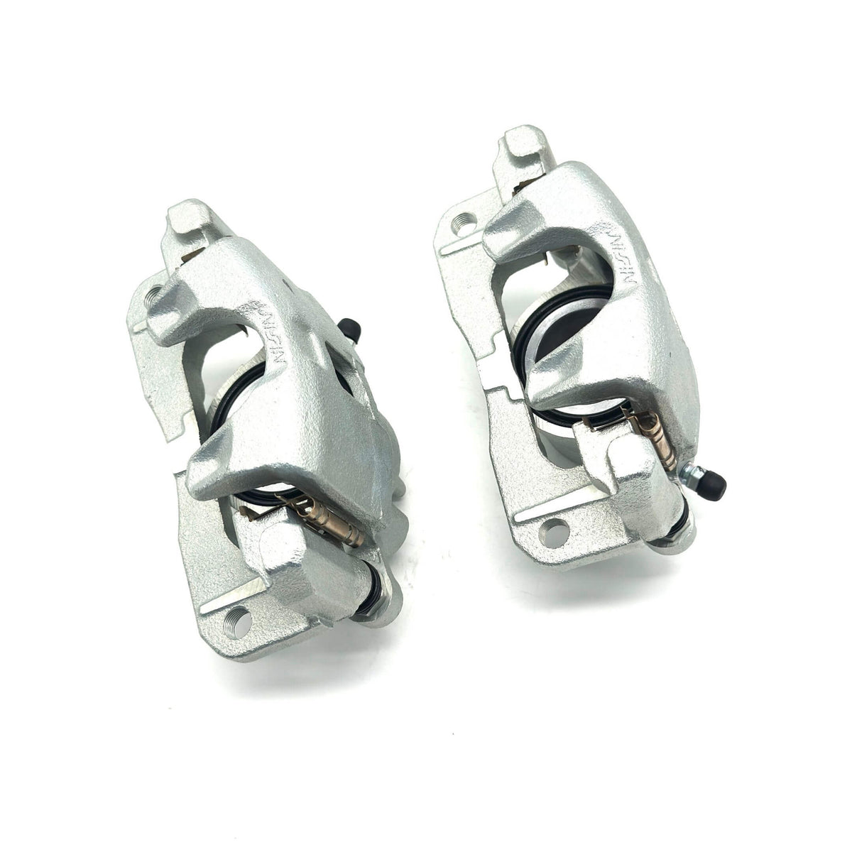 Silver brake caliper set for driver and passenger side, compatible with Honda Acty Truck HA8, HA9 models from 2009-2022.